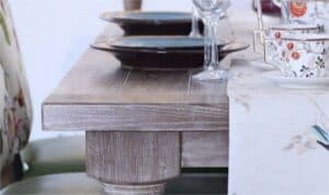 Best Features of Oak Wood Dining Table