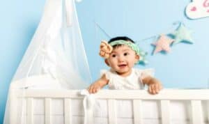 Tips for Choosing Safe Spray Paint for Your Baby Crib