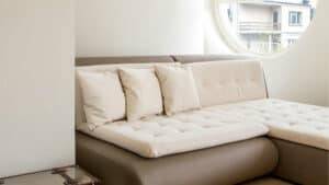 Sectional Buying Guide: Top Tips for Buying a Sectional Sofa 